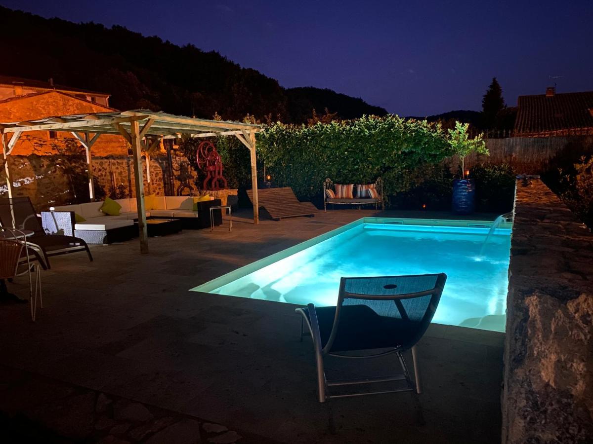 Aux Berges Du Libre Bed and Breakfast Felines-Termenes Εξωτερικό φωτογραφία
