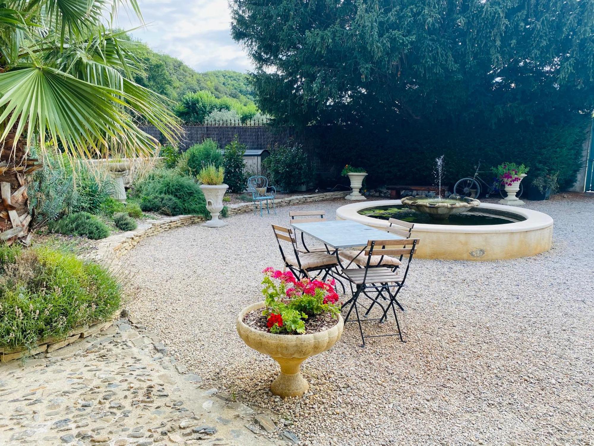 Aux Berges Du Libre Bed and Breakfast Felines-Termenes Εξωτερικό φωτογραφία